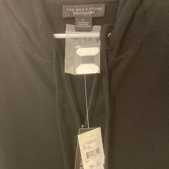 100% Cashmere NWT - The Men's Store Black Zip-Up Sweater - Picture 2 of 4